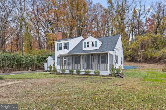 $419,500 | 6505 Woodland Road, Suitland, MD 20746