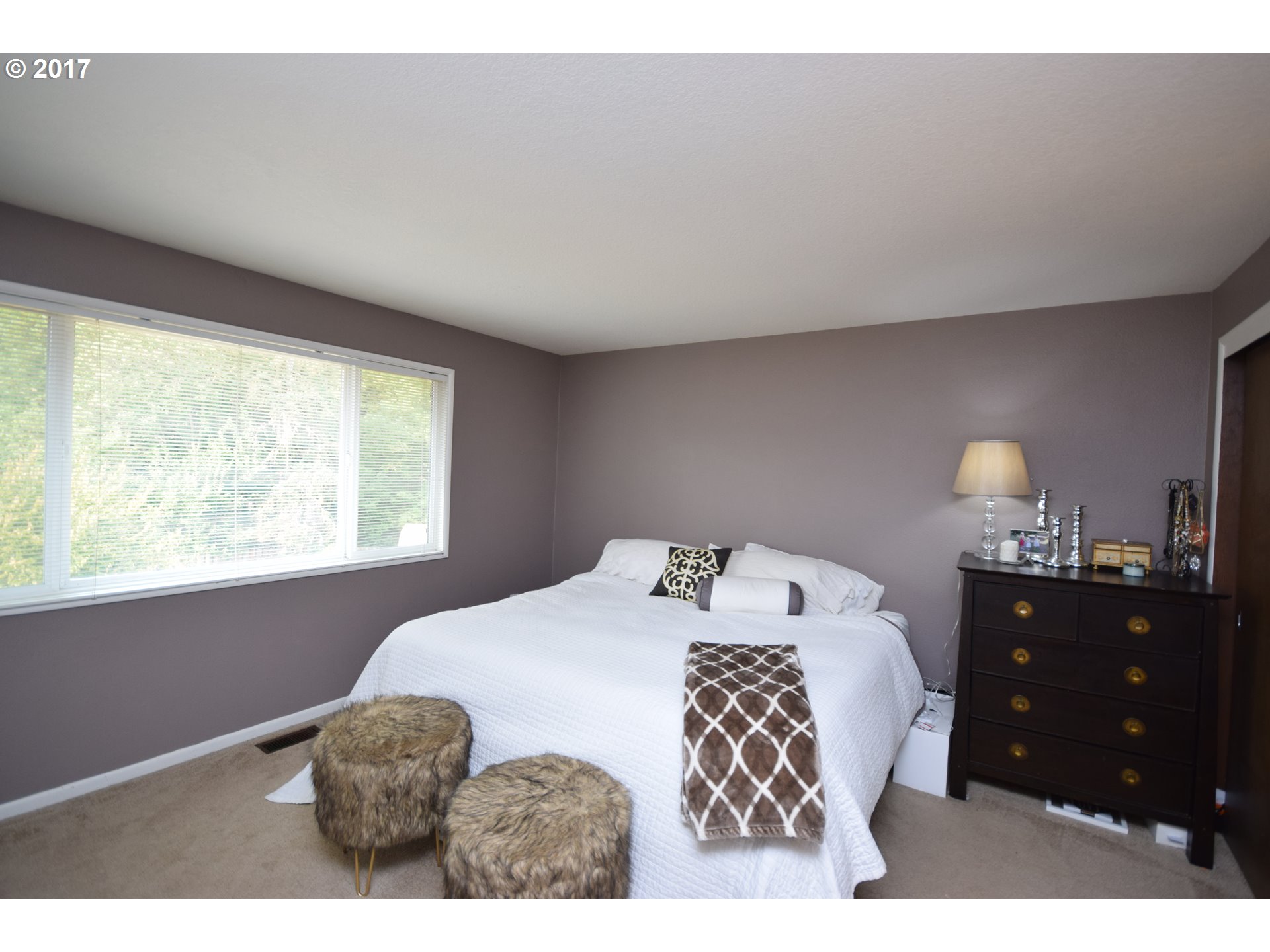8087 Southwest Rigert Court Beaverton, OR 97007 - Photo 15 of 21 Gallery Image 15