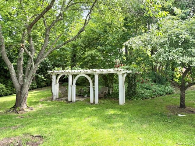 247 Barrett Road Lawrence, NY 11559 - Photo 14 of 14
