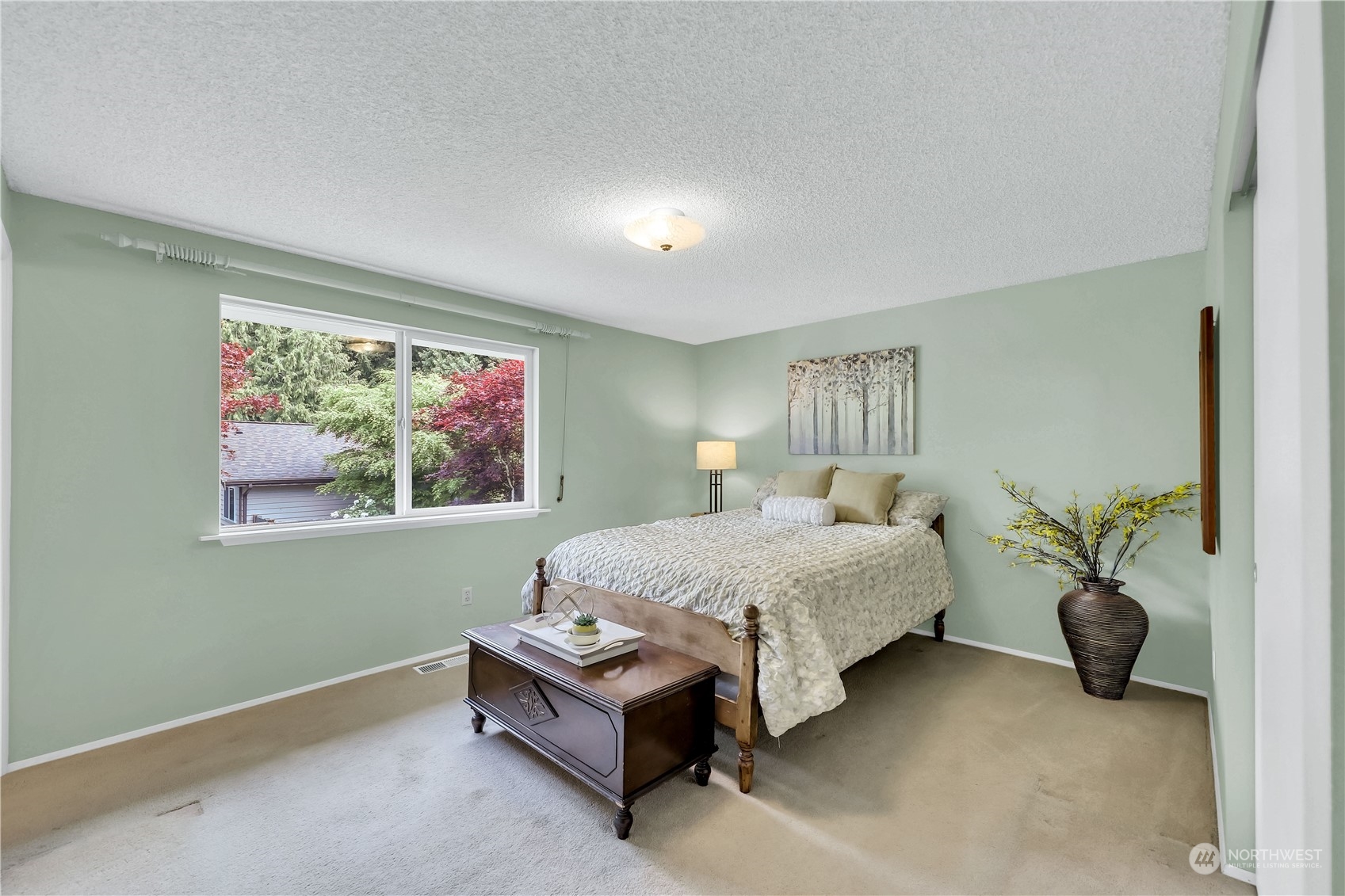 10542 Northeast 201st Street Bothell, WA 98011 - Photo 15 of 32 Gallery Image 15