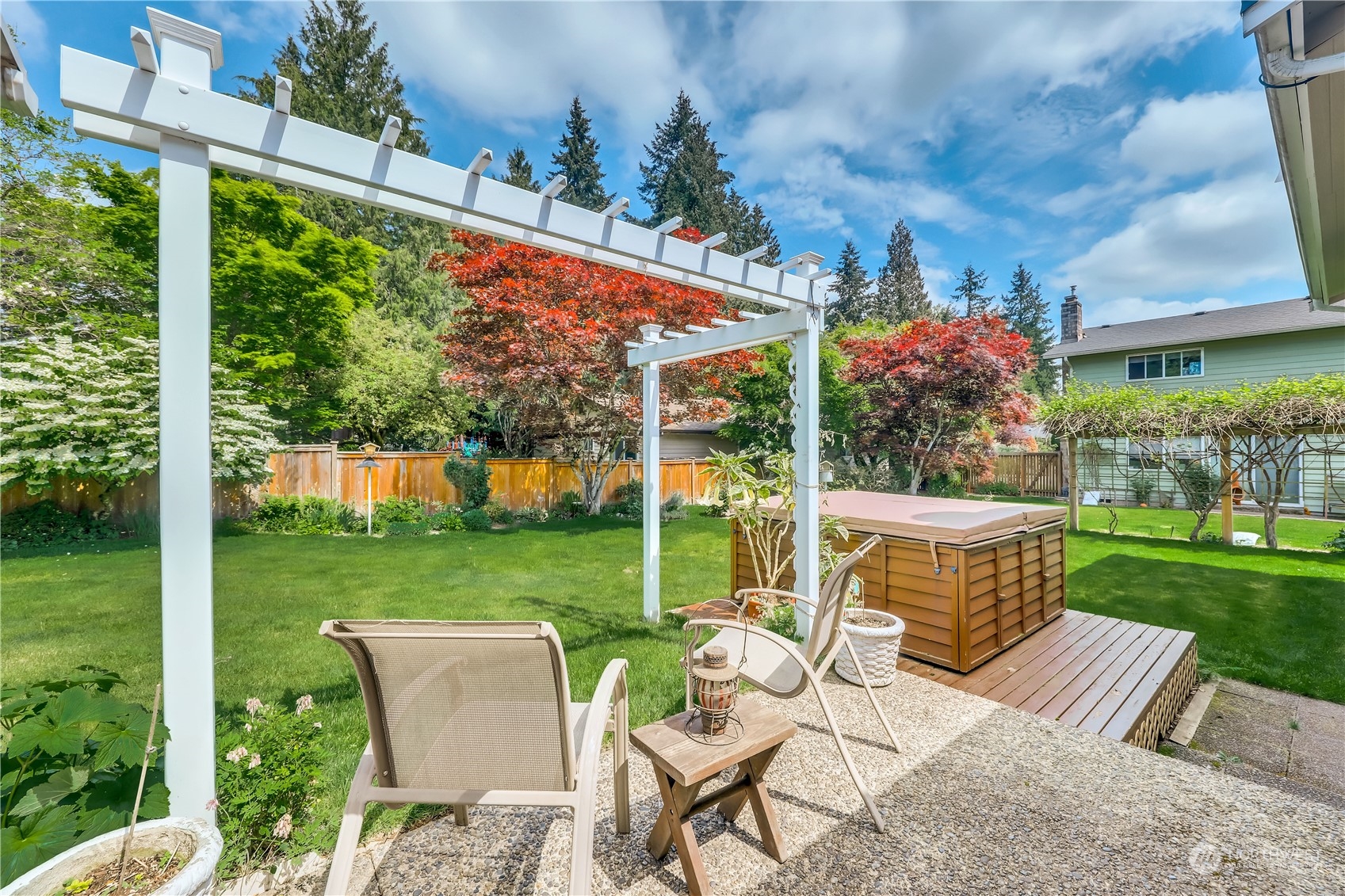 10542 Northeast 201st Street Bothell, WA 98011 - Photo 27 of 32 Gallery Image 27