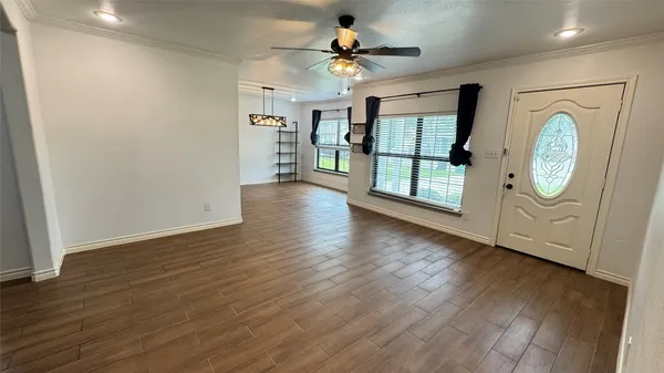 $2,450 | 221 Hyta Street, Houston, TX 77018