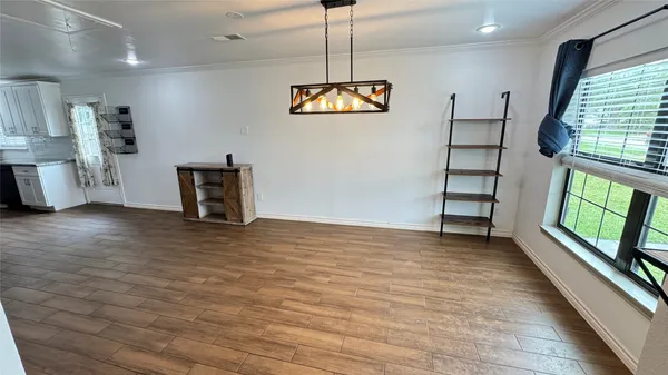 $2,450 | 221 Hyta Street, Houston, TX 77018
