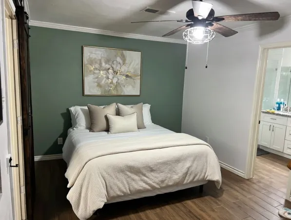 $2,450 | 221 Hyta Street, Houston, TX 77018