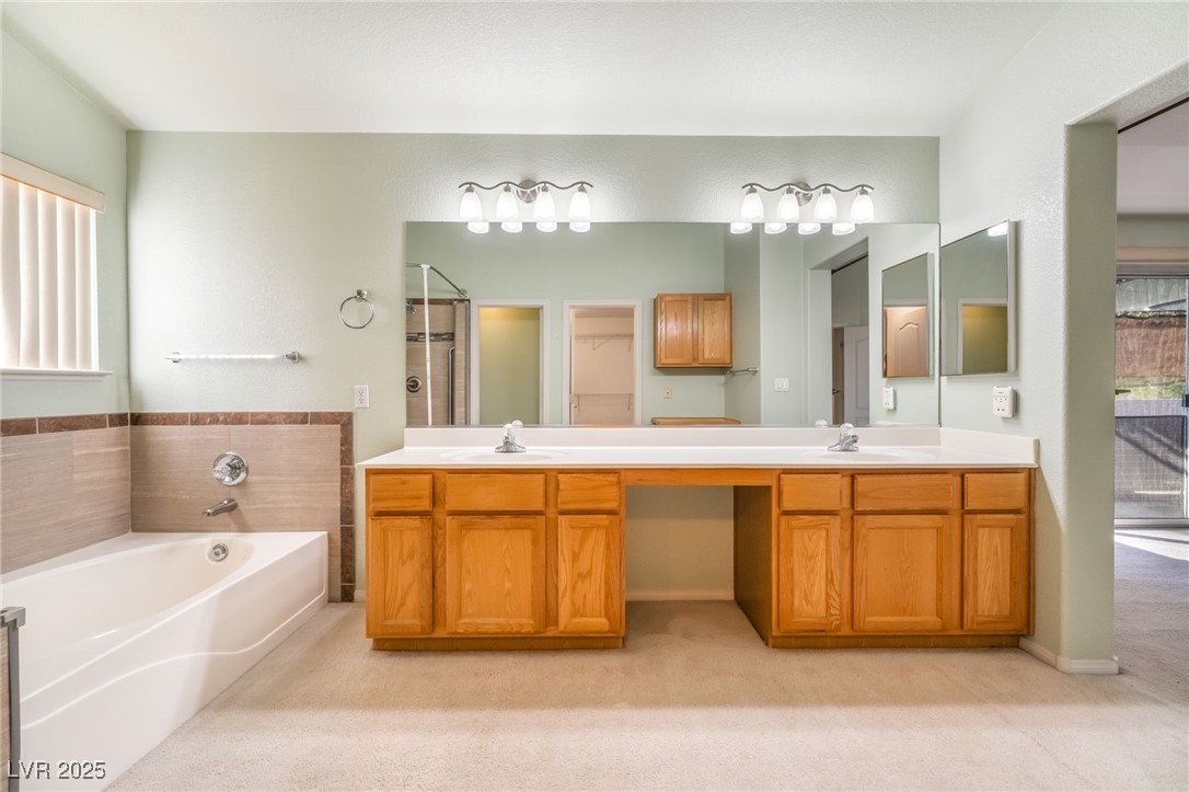 1341 Lime Point Street Las Vegas, NV 89110 - Photo 17 of 29 Primary Bathroom