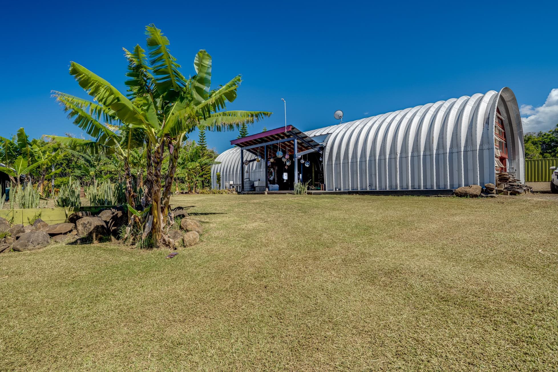 796 Awalau Road Haiku, HI 96708 - Photo 41 of 50 a view of a garden with an outdoor space