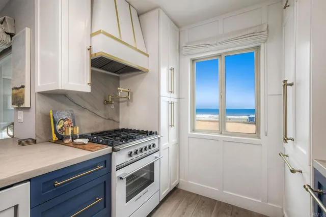 $949,000 | 1202 North Pacific Street, Unit 307A, Oceanside, CA 92054