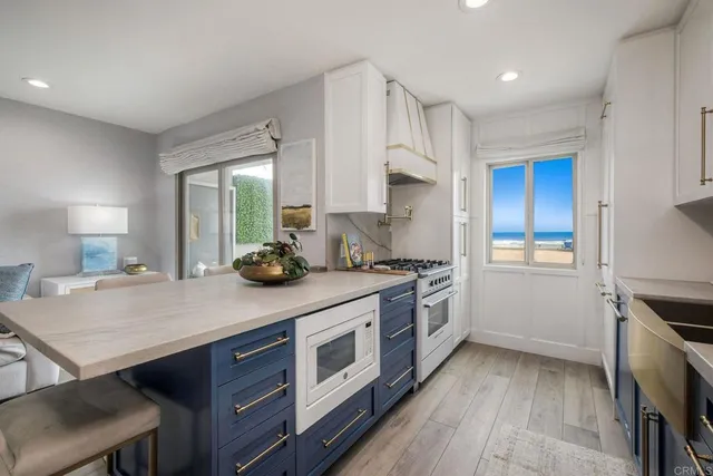 $949,000 | 1202 North Pacific Street, Unit 307A, Oceanside, CA 92054