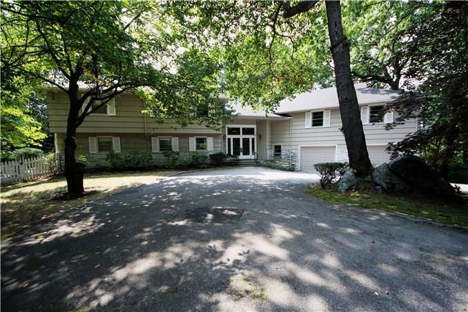 320 West Hill Road Stamford, CT 06902 - Photo 1 of 1