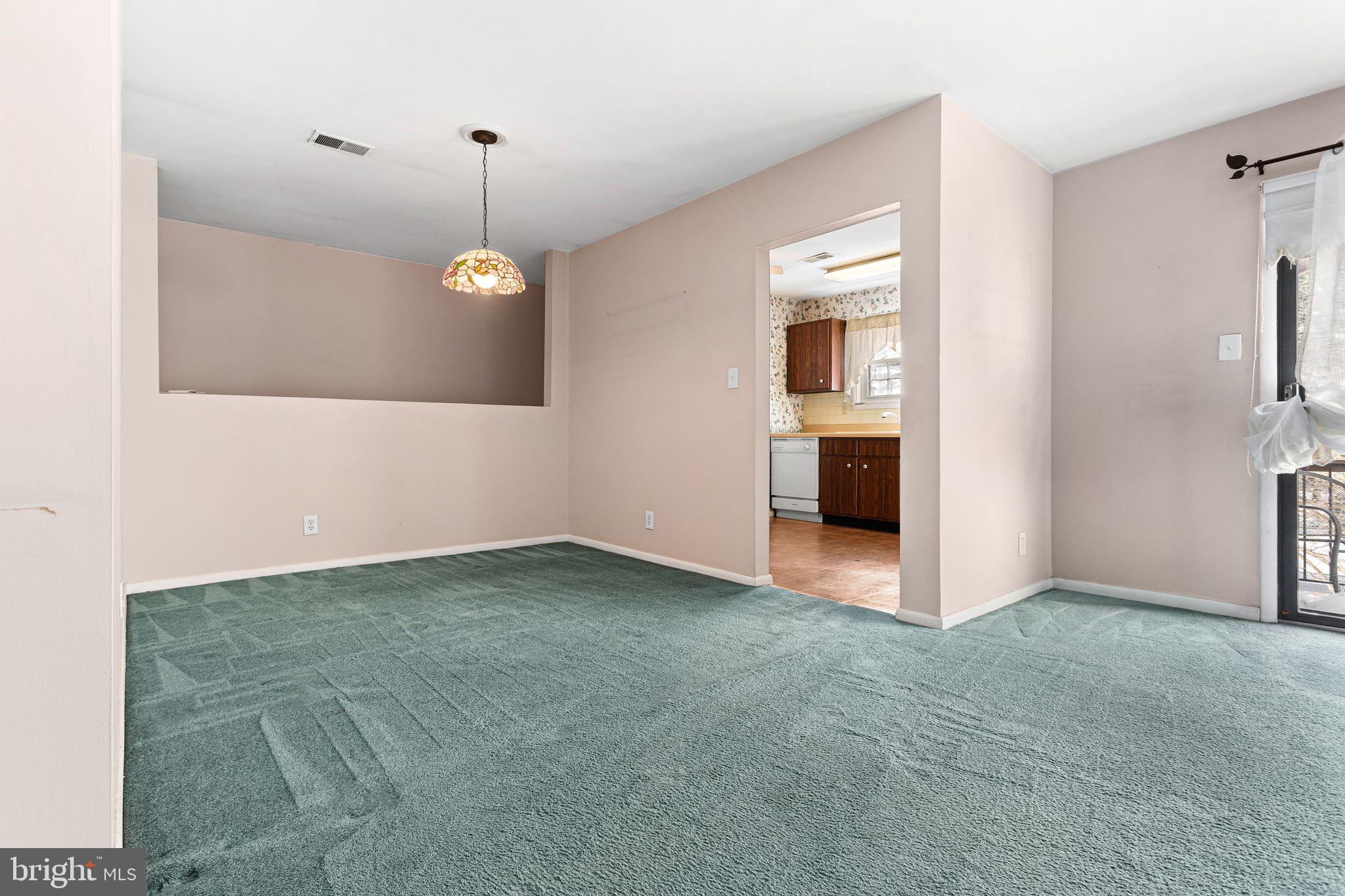 1475 Mt Holly Road, Unit B2 Edgewater Park, NJ 08010 - Photo 5 of 14 Spacious living area with inviting potential.
