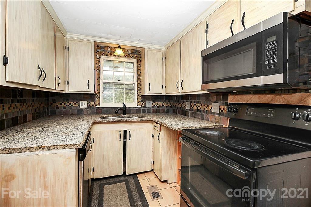 6721 Ware Road Charlotte, NC 28212 - Photo 8 of 32 Gallery Image 8