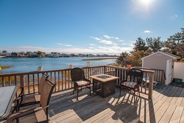 201 Ridge Road Marshfield, MA 02050 - Photo 11 of 17 Gallery Image 11