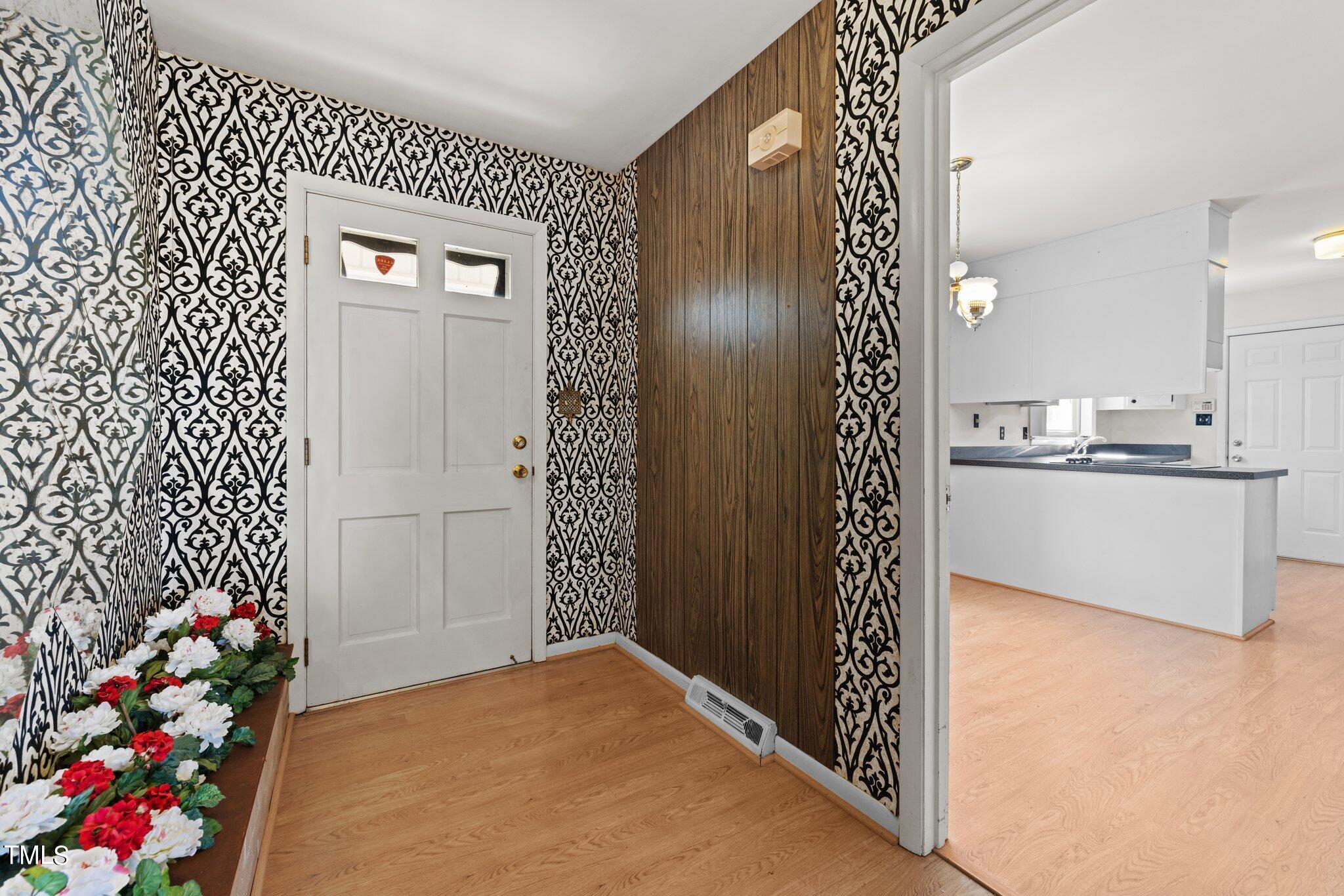 4705 Latimer Road Raleigh, NC 27609 - Photo 20 of 51