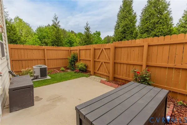 $295,000 | 911 Sweet Tessa Drive, Ashland, VA 23005