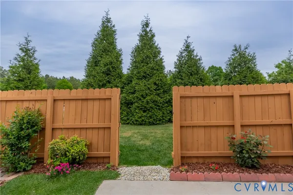 $295,000 | 911 Sweet Tessa Drive, Ashland, VA 23005
