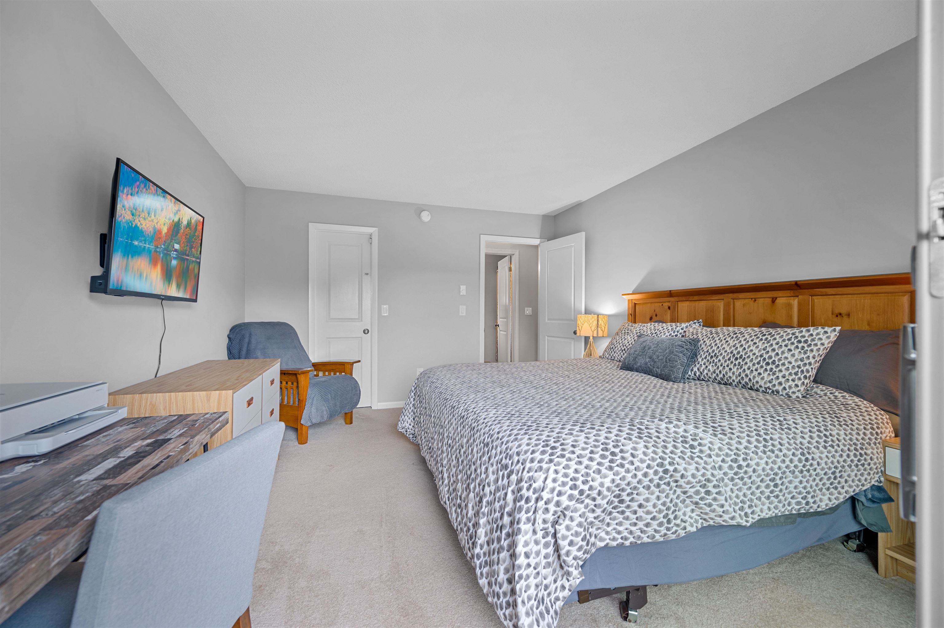 97 Lower Summit Road, Unit 14 Warren, VT 05674 - Photo 19 of 31 Gallery Image 19