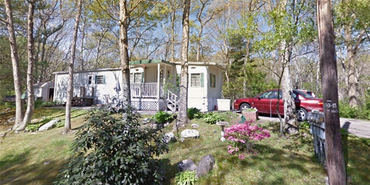 8 Jacob Perry Drive Charlestown, RI 02813 - Photo 2 of 2