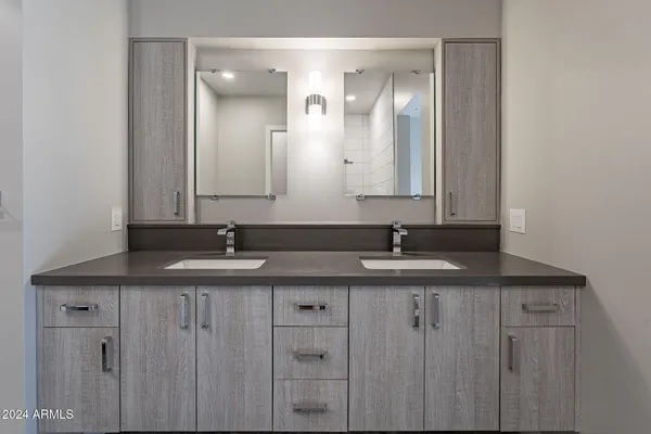 $3,300 | 2645 East Osborn Road, Unit 3, Phoenix, AZ 85016