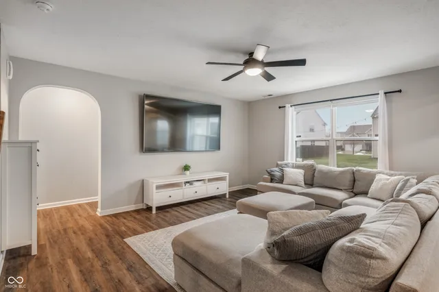 $399,000 | 5587 Goodwin Street, Indianapolis, IN 46234