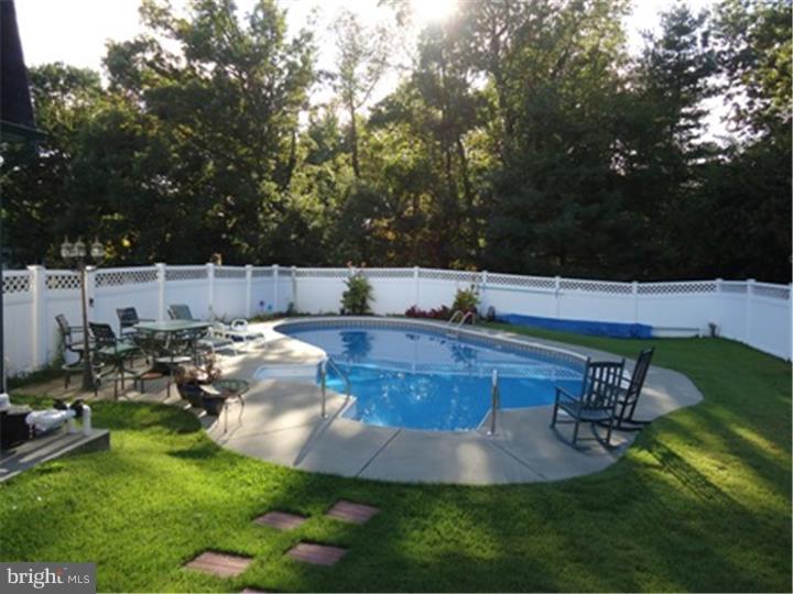 797 Hunters Run Road Pottstown, PA 19465 - Photo 5 of 21 Pool