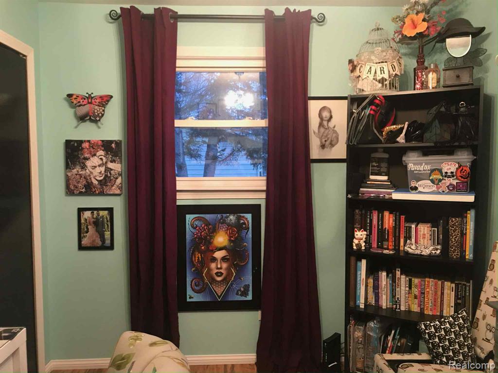 6358 Yorkshire North Riding Road Flint, MI 48532 - Photo 11 of 26 Gallery Image 11