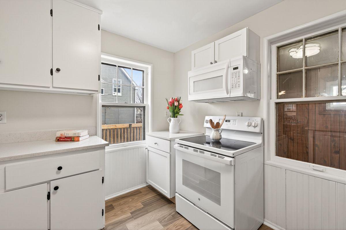 776 Andrew Street St. Paul, MN 55107 - Photo 10 of 23