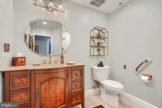 $549,900 | 206 Brightwood Club Drive, Unit 206, Lutherville-Timonium, MD 21093