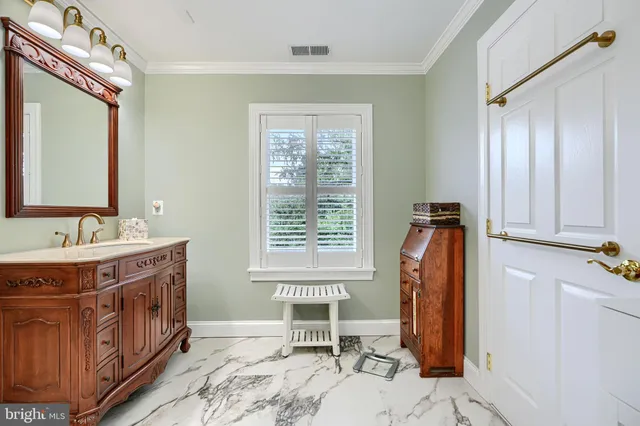 $549,900 | 206 Brightwood Club Drive, Unit 206, Lutherville-Timonium, MD 21093