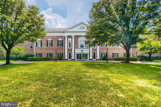 $549,900 | 206 Brightwood Club Drive, Unit 206, Lutherville-Timonium, MD 21093