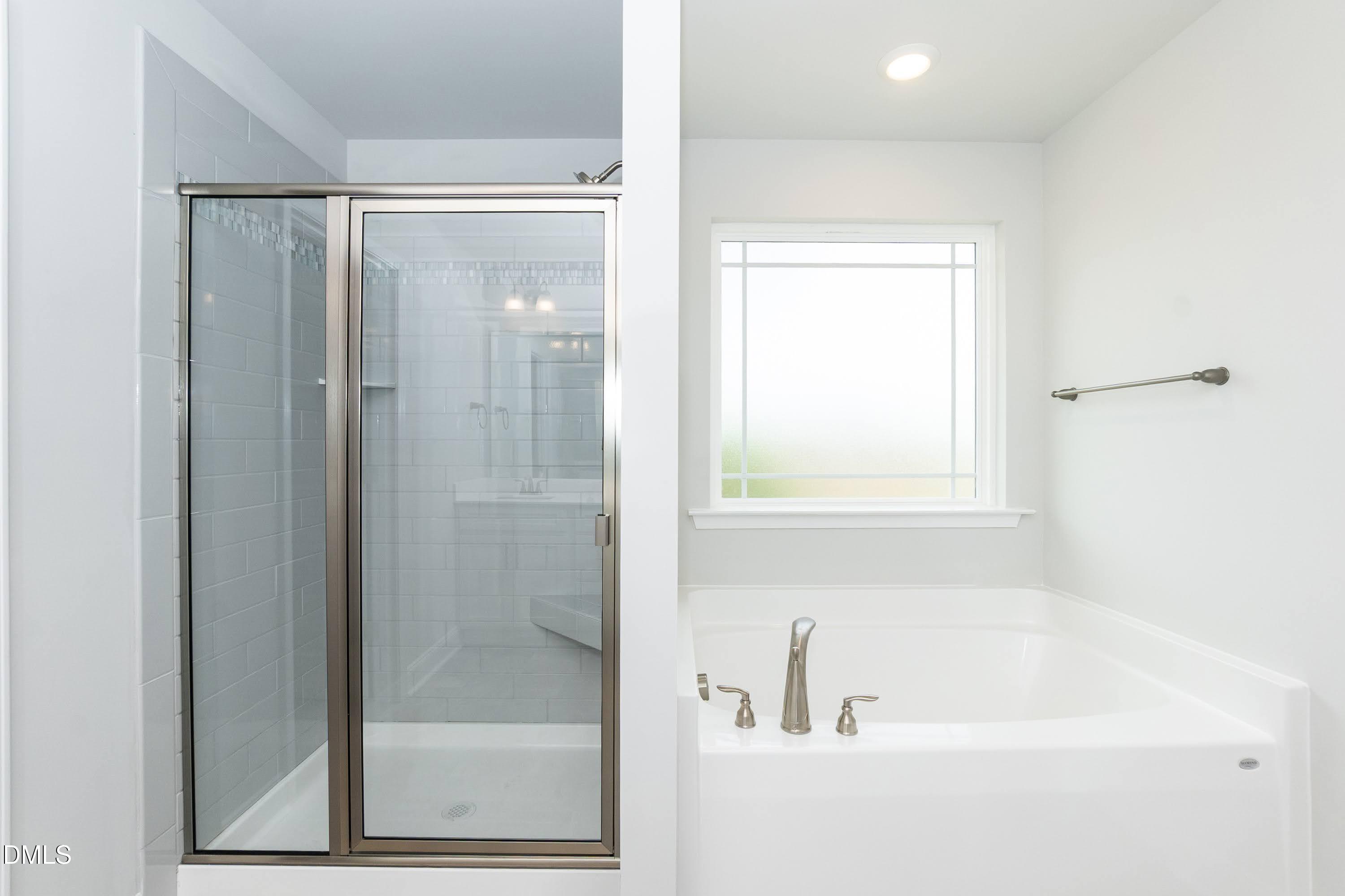 94 Decatur Drive Fuquay-Varina, NC 27526 - Photo 20 of 40 Primary Bath 02