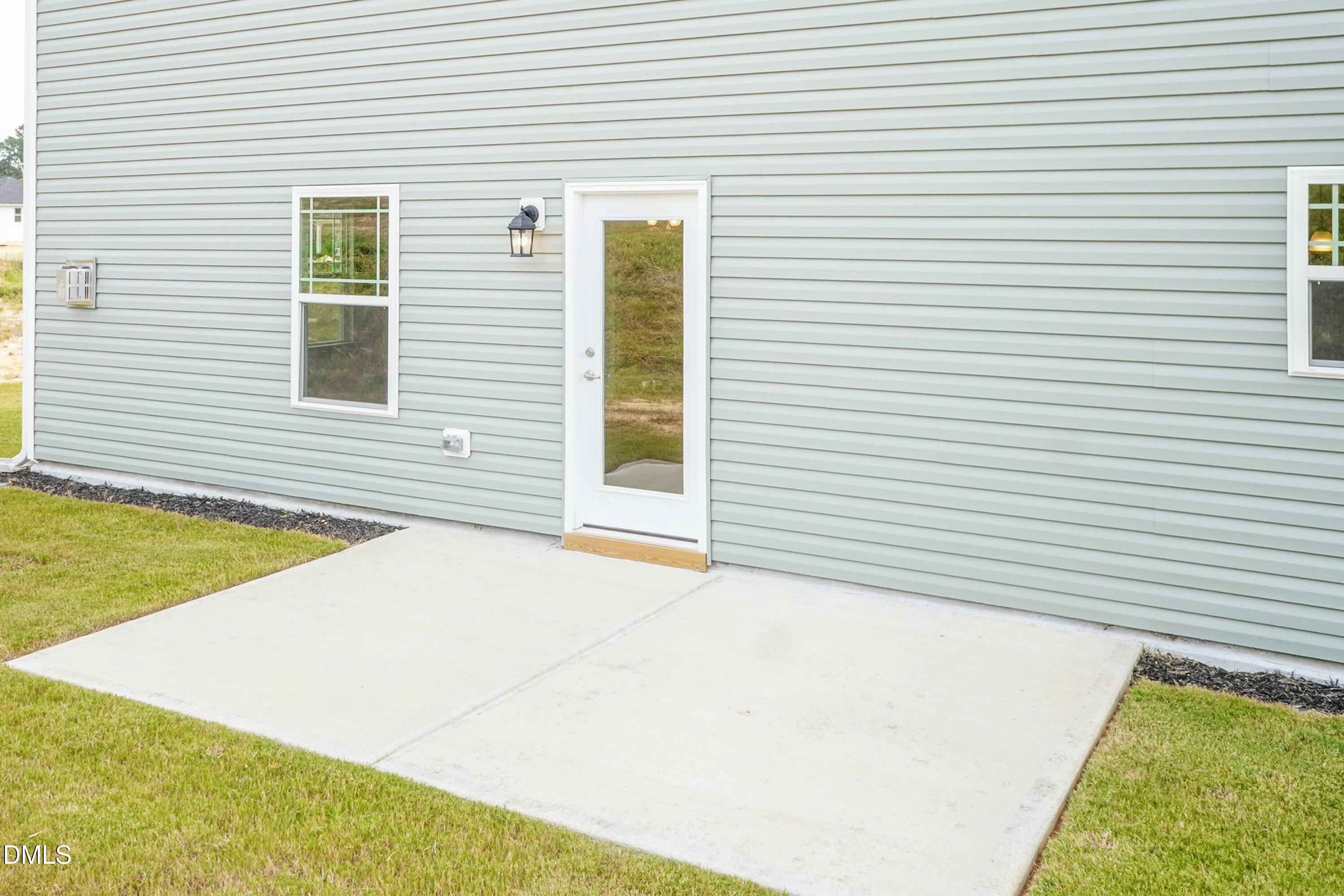 94 Decatur Drive Fuquay-Varina, NC 27526 - Photo 32 of 40 Patio 01