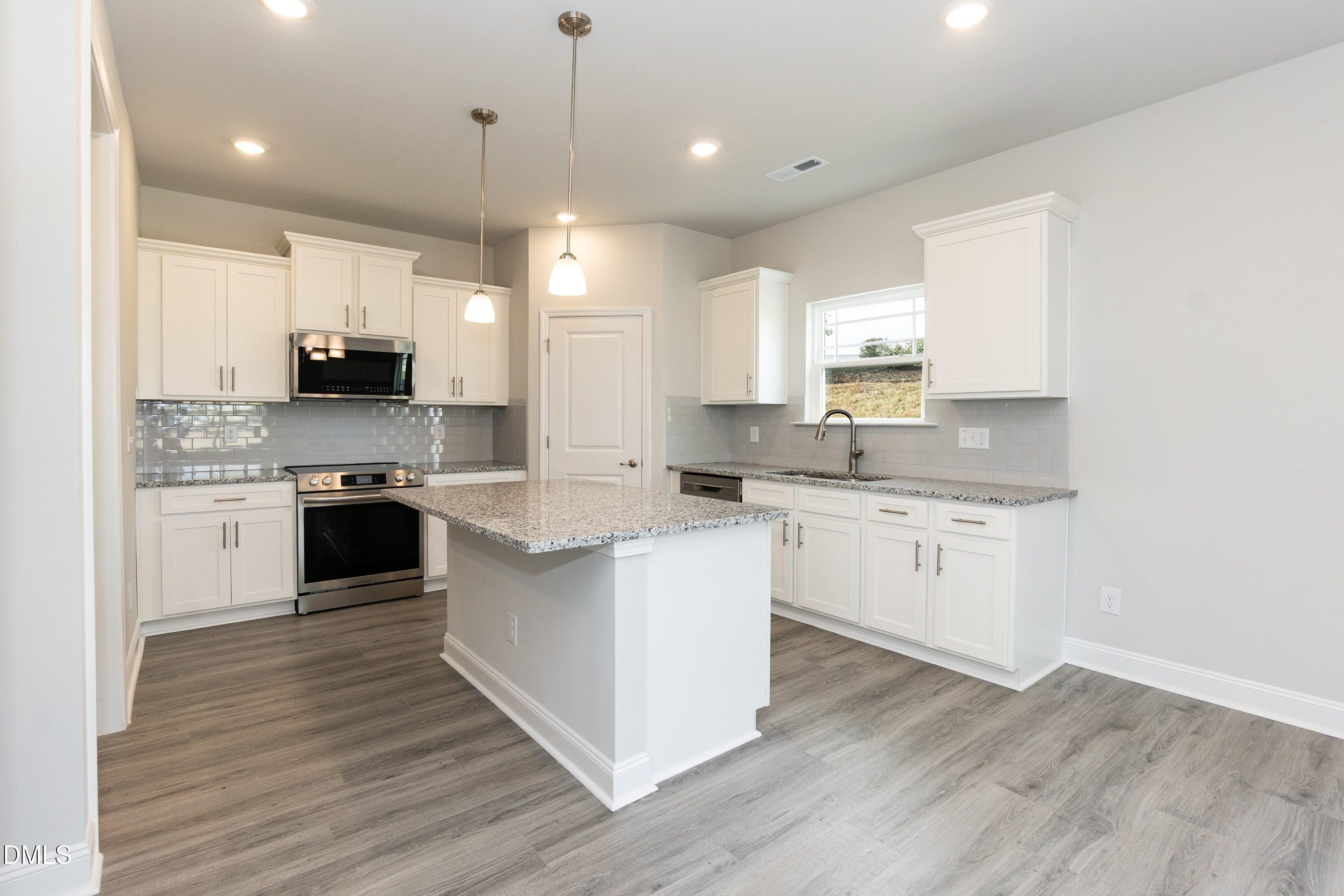 94 Decatur Drive Fuquay-Varina, NC 27526 - Photo 5 of 40 Kitchen 01