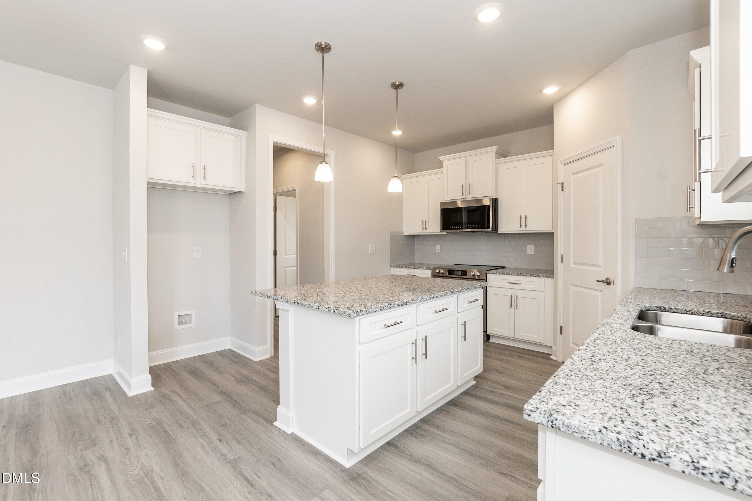 94 Decatur Drive Fuquay-Varina, NC 27526 - Photo 7 of 40 Kitchen 03