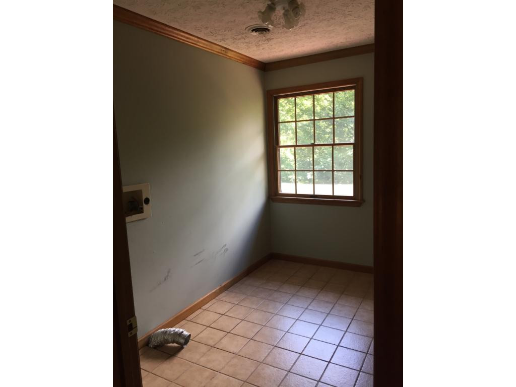 5301 Pacific Road Wise, VA 24293 - Photo 12 of 28 Photo 12