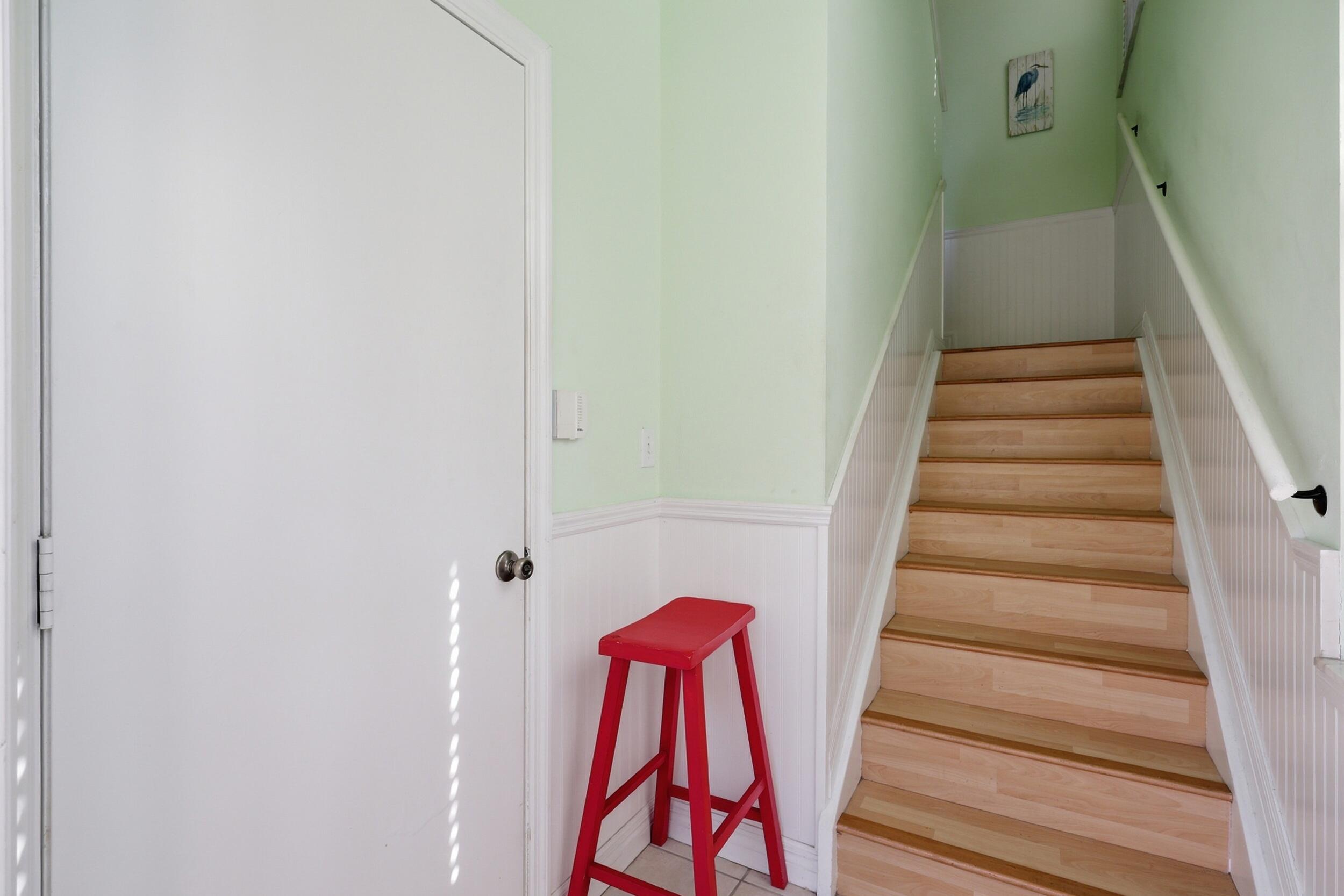 114 Lighthouse Circle Tequesta, FL 33469 - Photo 2 of 19 2_8p3a3006