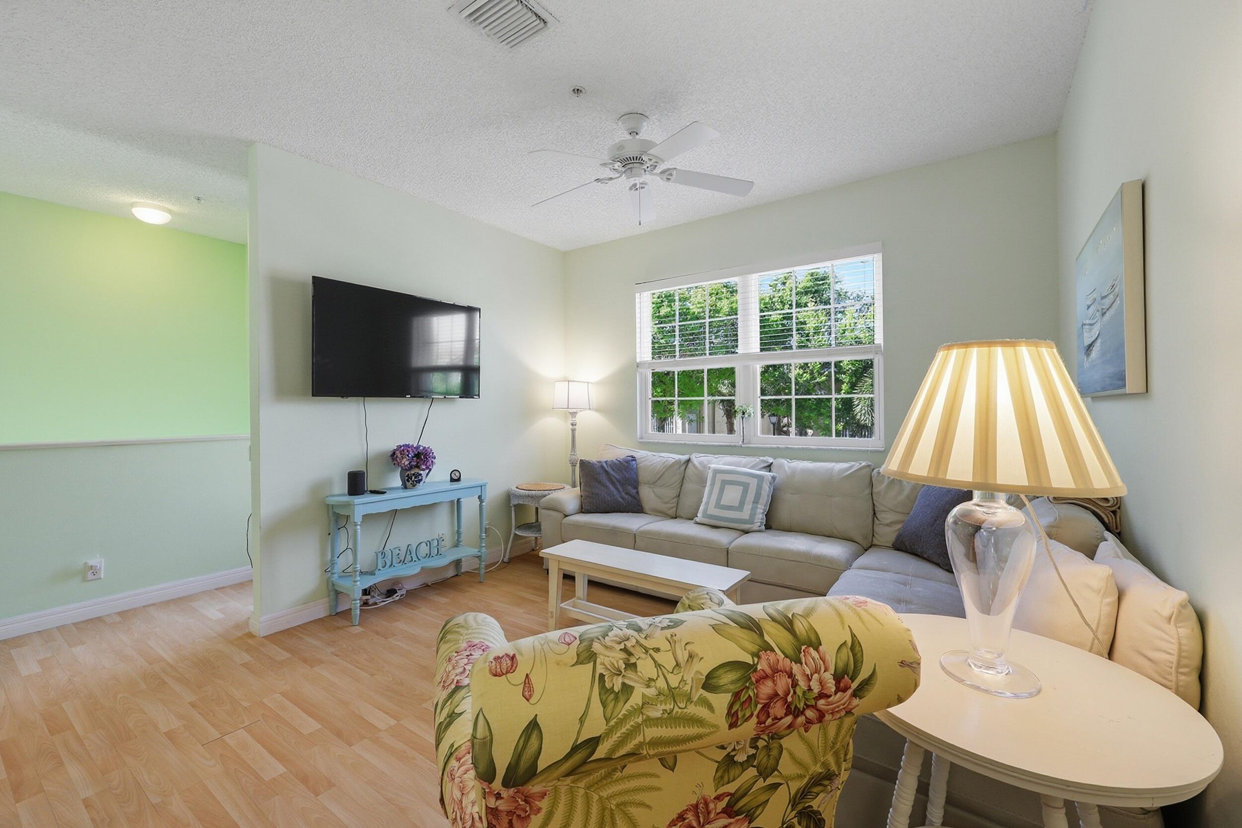 114 Lighthouse Circle Tequesta, FL 33469 - Photo 8 of 19 8_8p3a2981