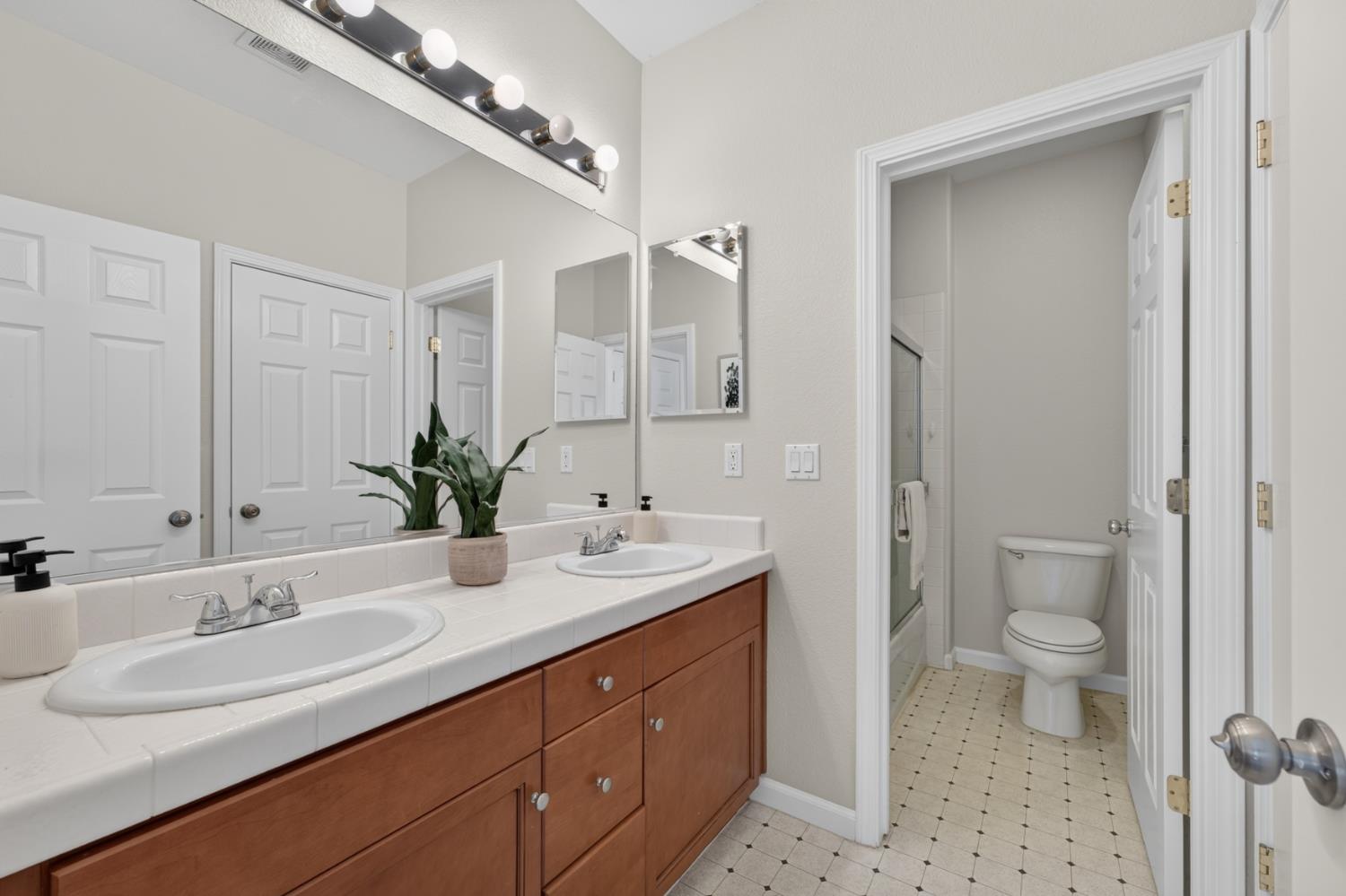 4338 Rimini Way El Dorado Hills, CA 95762 - Photo 21 of 40