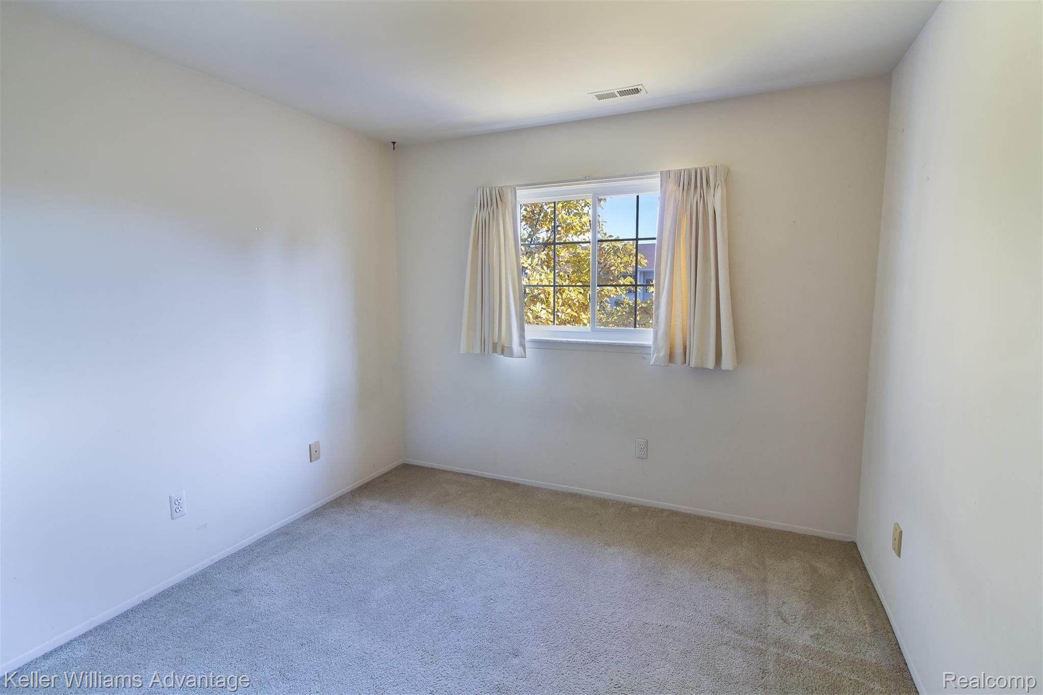 470 Baldwin Avenue, Unit 33 Rochester, MI 48307 - Photo 19 of 24 BaldwinAve_470_BedA_01.jpg