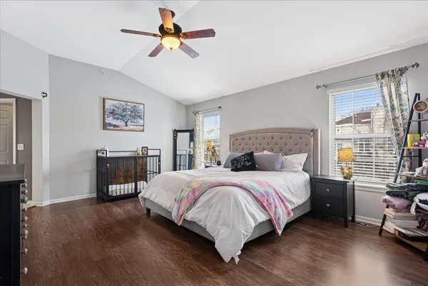 $645,000 | 1715 White Oak Lane, Hoffman Estates, IL 60192