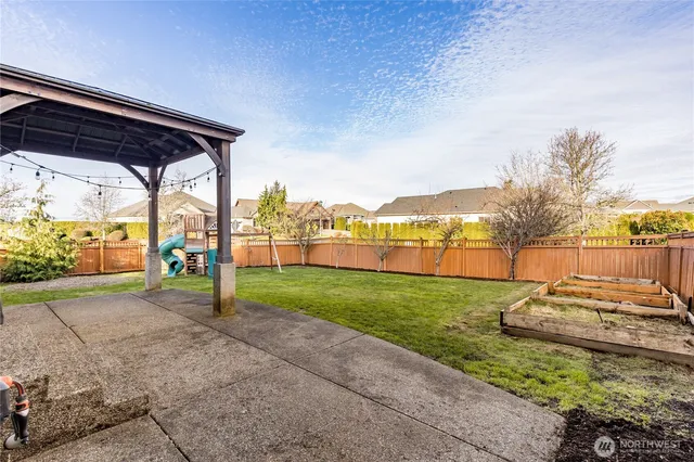 $634,950 | 17602 106th Street East, Bonney Lake, WA 98391