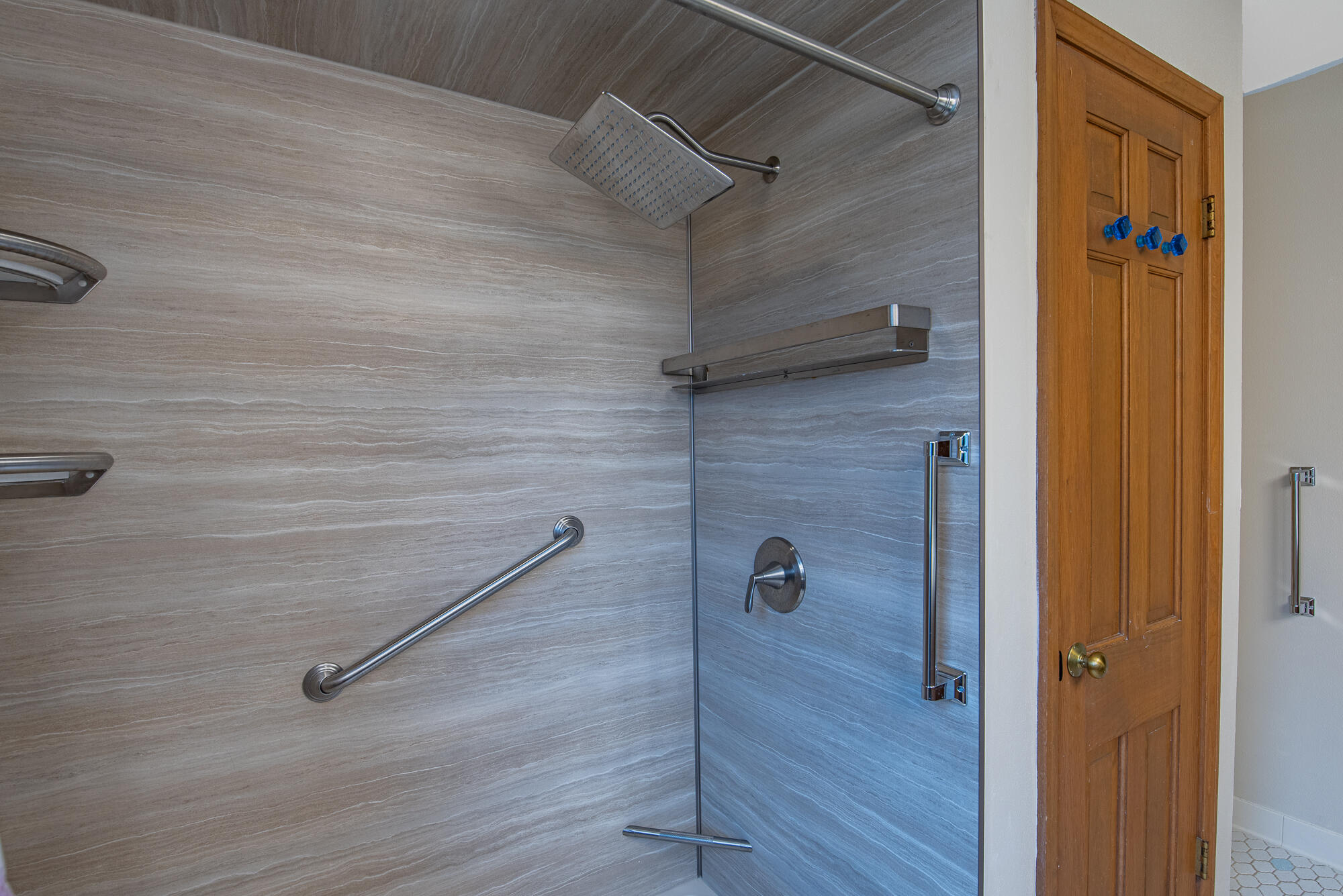 4024 South Brook Road Caledonia, WI 53126 - Photo 31 of 66 Upper level shower floor and wall tile installed in 2023