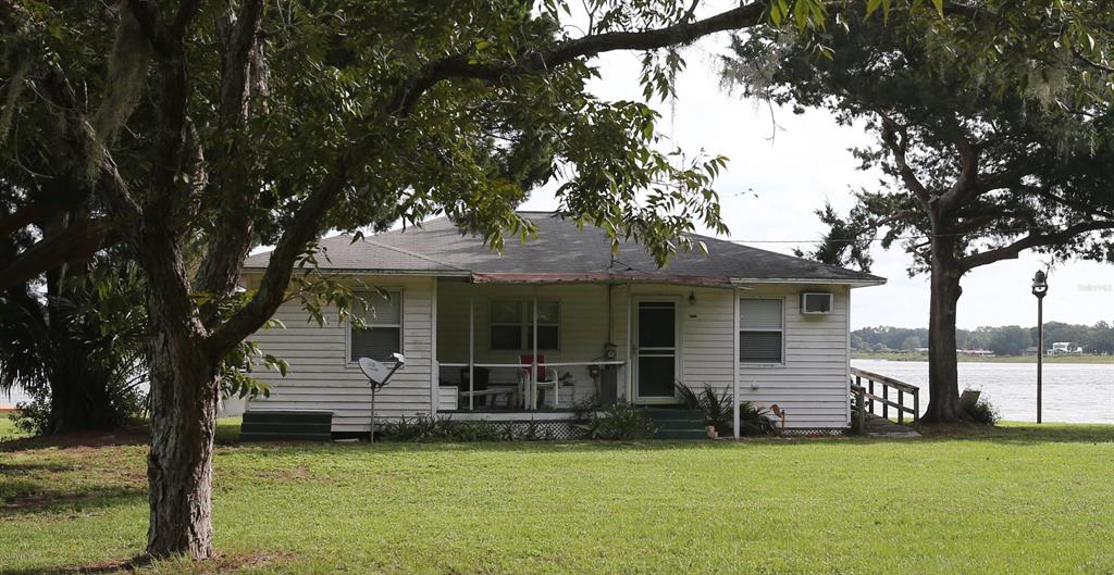 10387 Southeast Sunset Harbor Road Summerfield, FL 34491 - Photo 1 of 1 Front View