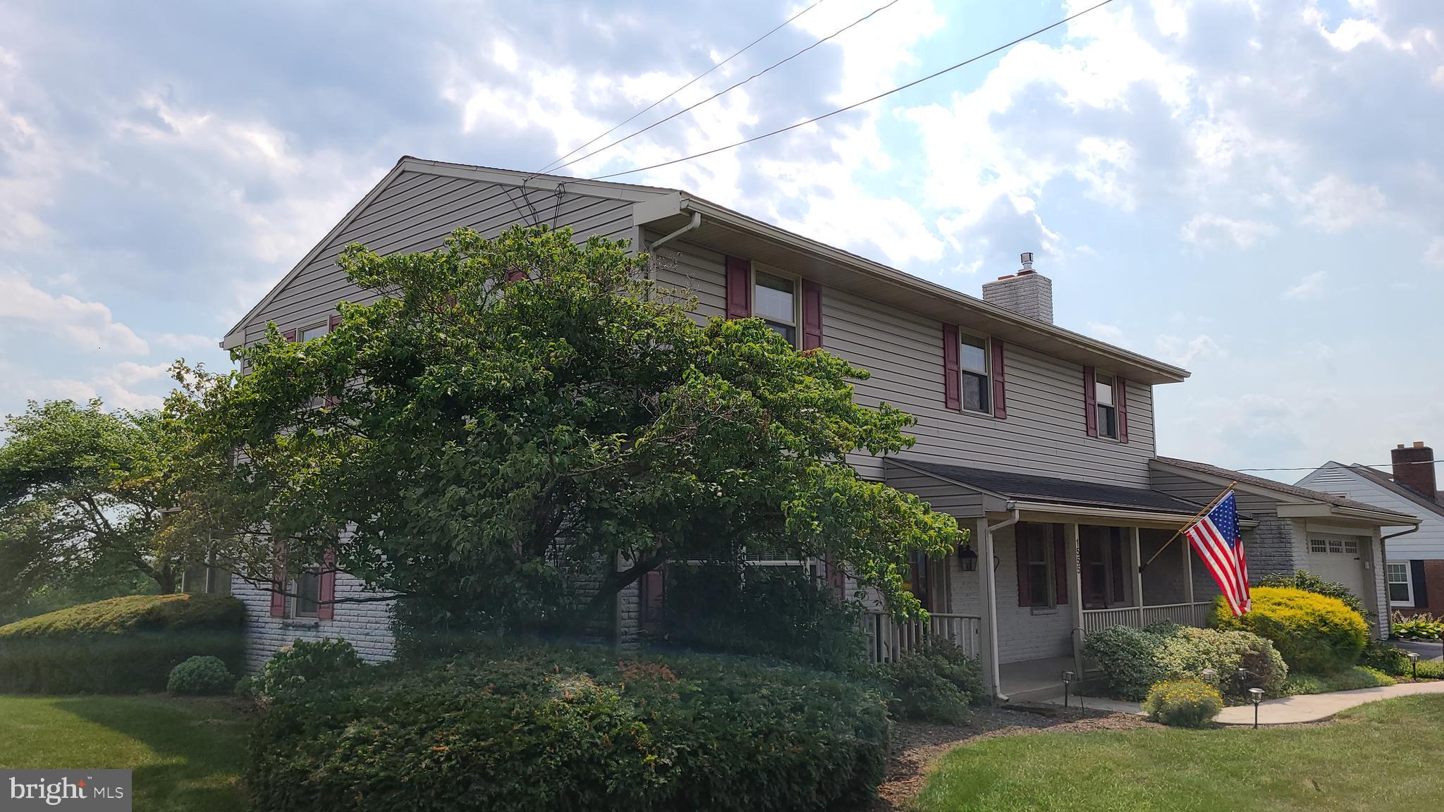 1555 Newport Road Manheim, PA 17545 - Photo 5 of 63