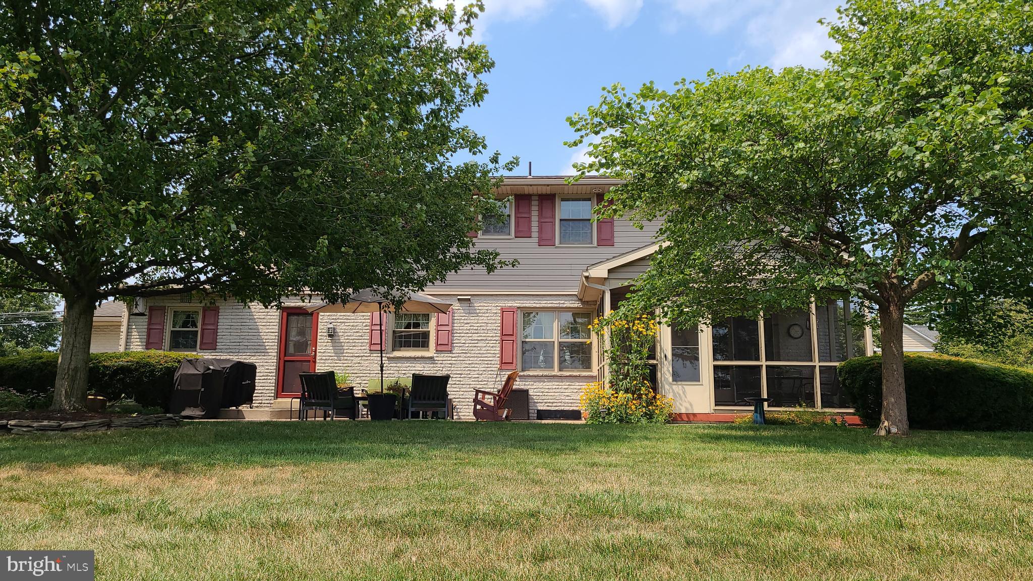 1555 Newport Road Manheim, PA 17545 - Photo 6 of 63