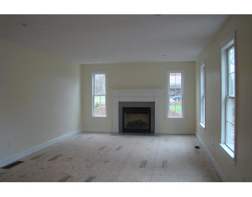 71 Forge Village Road Groton, MA 01450 - Photo 6 of 7