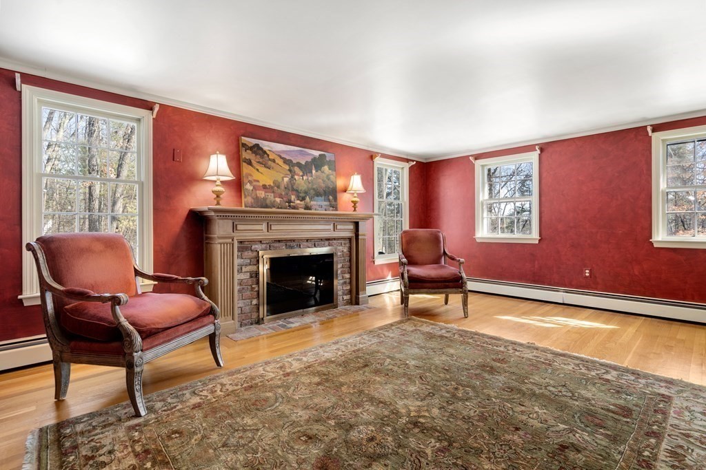 4 Crown Point Road Sudbury, MA 01776 - Photo 11 of 27