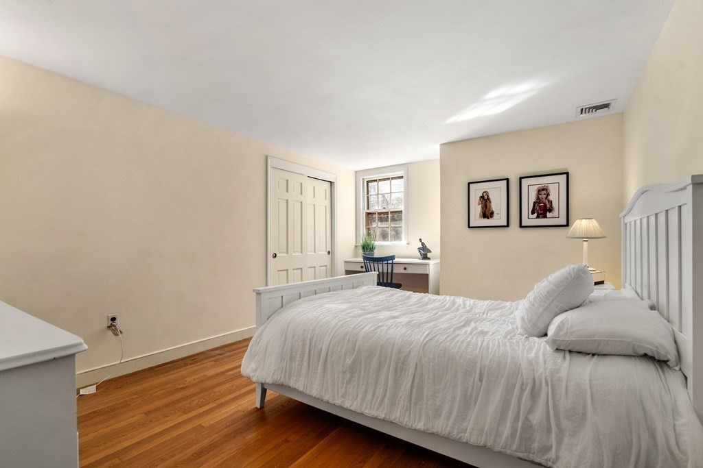 4 Crown Point Road Sudbury, MA 01776 - Photo 18 of 27