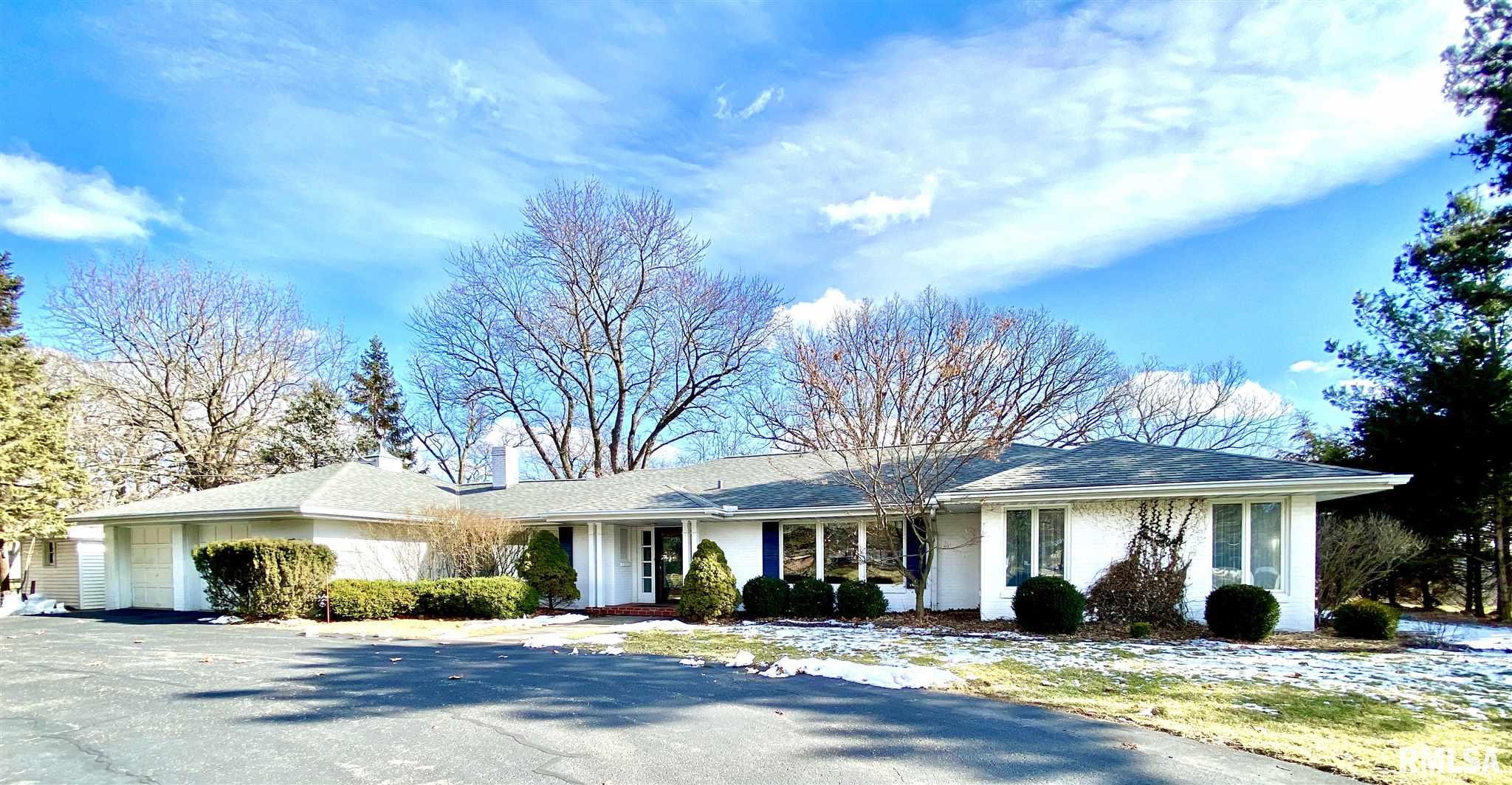 404 East High Point Road Peoria, IL 61614 - Photo 1 of 38 Gallery Image 1