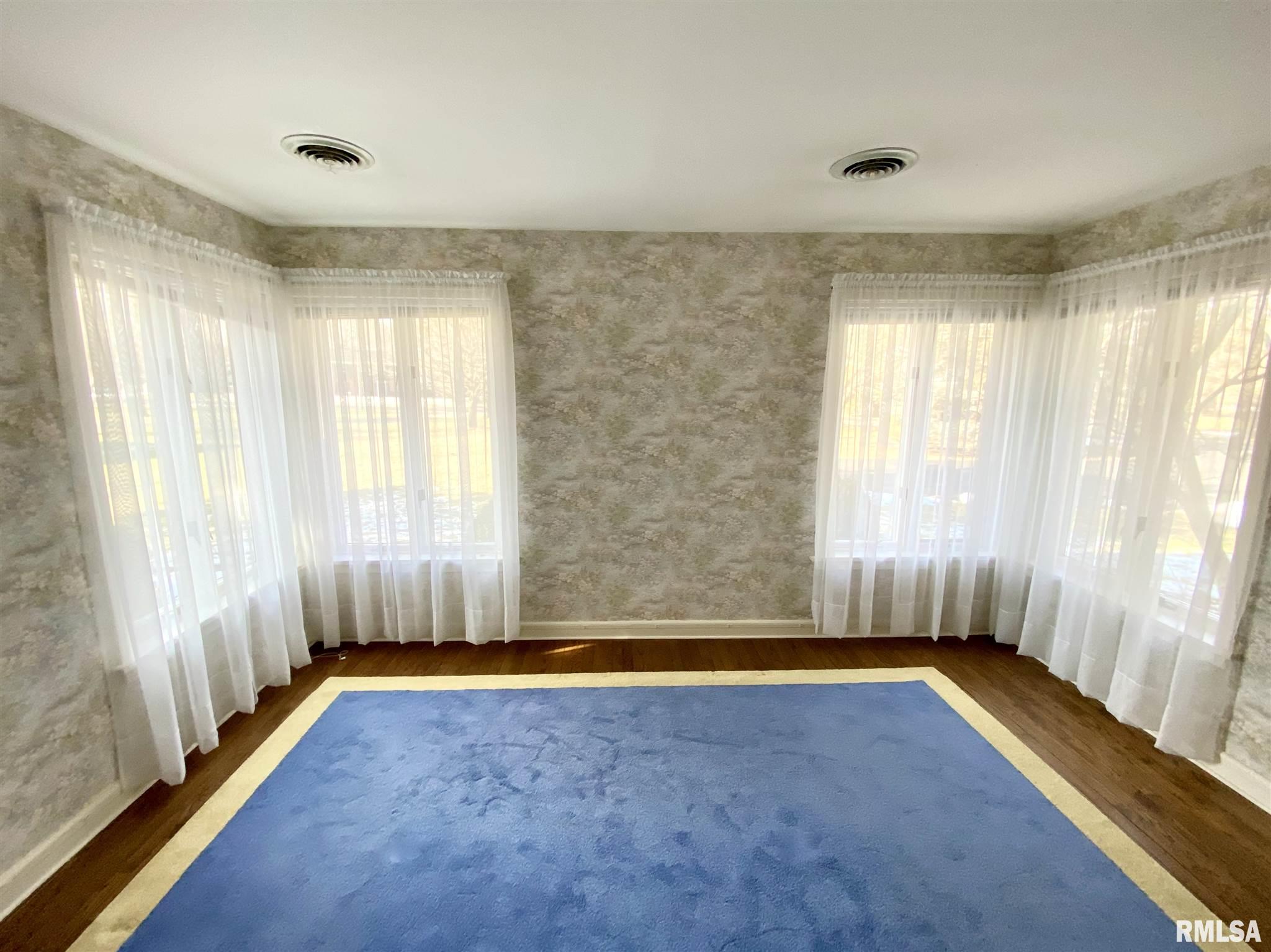 404 East High Point Road Peoria, IL 61614 - Photo 25 of 38 Gallery Image 25