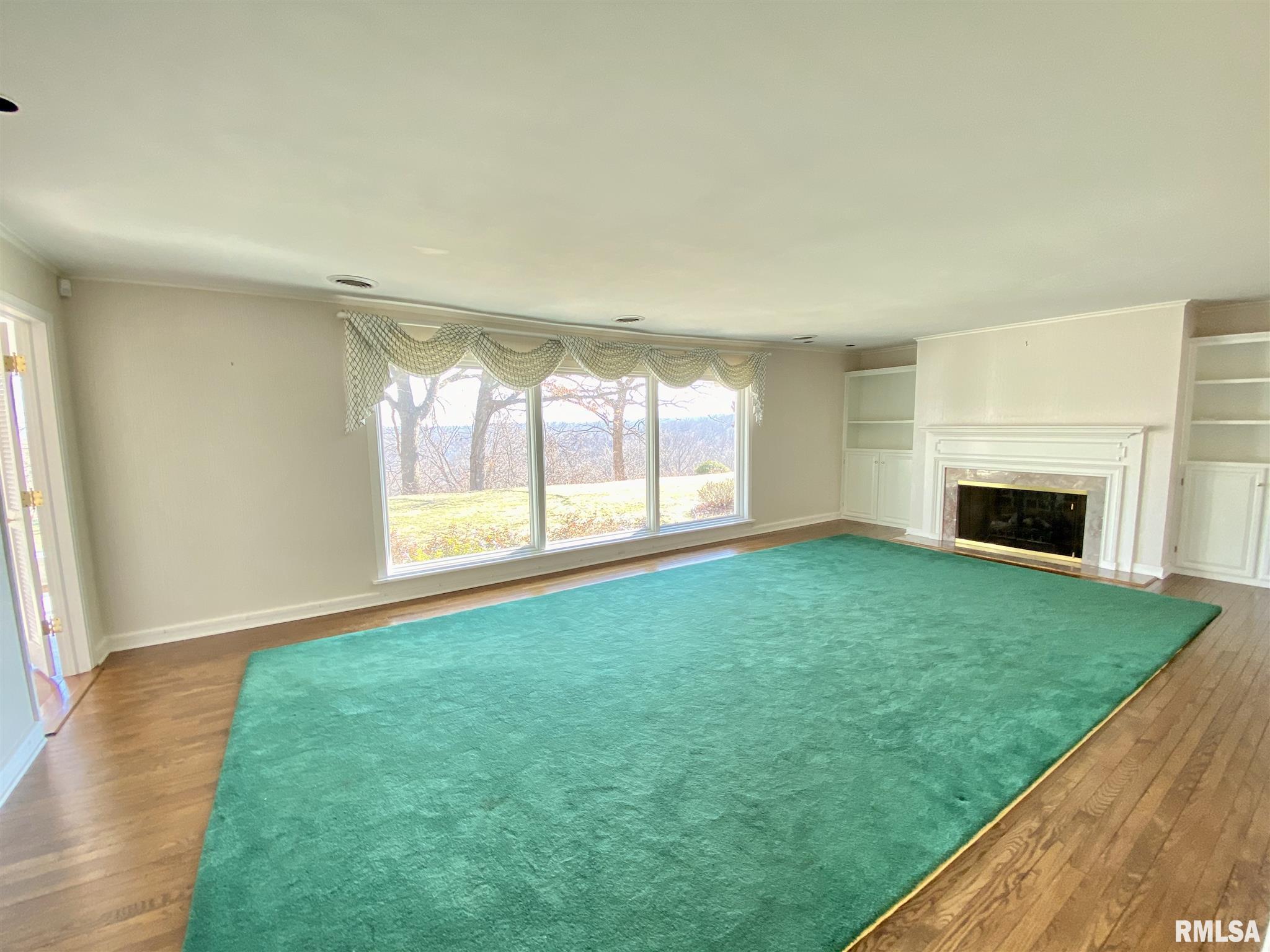 404 East High Point Road Peoria, IL 61614 - Photo 10 of 38 Gallery Image 10